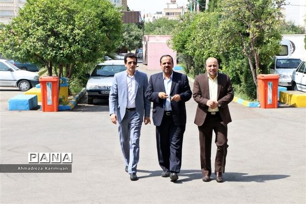 افتتاح سالن ورزشی و زمین چمن مصنوعی دانش‌آموزان ناحیه 3 شیراز