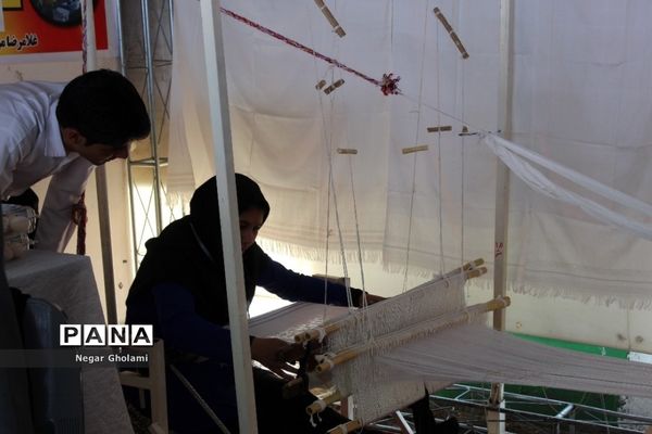 غرفه‌های دست سازه‌های جشنواره نوجوان خوارزمی استان خراسان رضوی