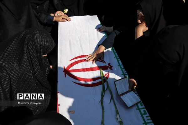 بازگشت پیکر پاک 44تن از شهدای جنگ تحمیلی از مرز شلمچه به میهن