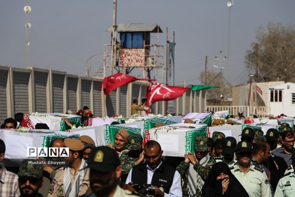 بازگشت پیکر پاک 44تن از شهدای جنگ تحمیلی از مرز شلمچه به میهن
