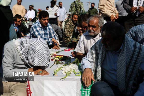 بازگشت پیکر پاک 44تن از شهدای جنگ تحمیلی از مرز شلمچه به میهن