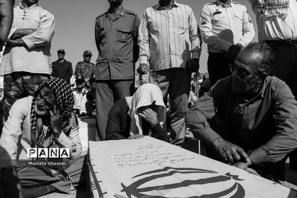 بازگشت پیکر پاک 44تن از شهدای جنگ تحمیلی از مرز شلمچه به میهن