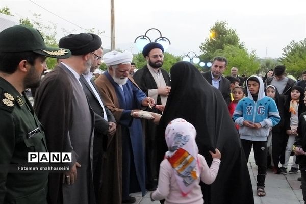 تجمع بزرگ مردمی حافظان حریم خانواده در شهرستان فیروزکوه