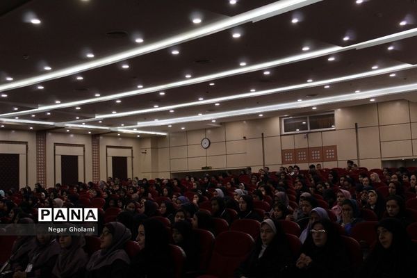 آیین اختتامیه جشنواره نوجوان خوارزمی در بخش دختران