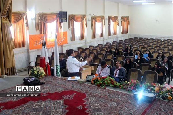 نشست تخصصی مجامع اعضا و مربیان سازمان دانش آموزی استان کرمان