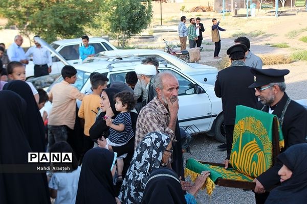 ورود کاروان زیرسایه خورشید به شهرستان دیارگل‌های نرگس استان خراسان جنوبی