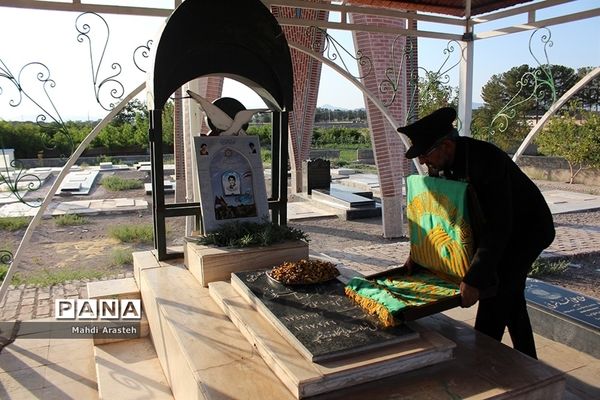 ورود کاروان زیرسایه خورشید به شهرستان دیارگل‌های نرگس استان خراسان جنوبی