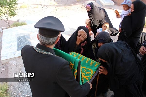 ورود کاروان زیرسایه خورشید به شهرستان دیارگل‌های نرگس استان خراسان جنوبی