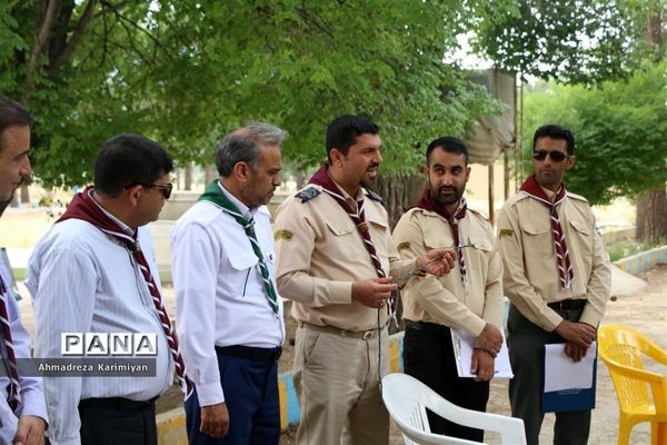 ایستگاه‌های مهارت‌های آموزشی در اولین روز از اردوی استانی پیشتازان فارس