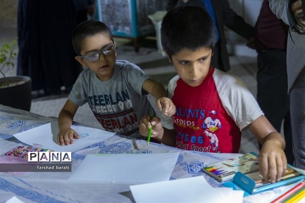 نمایشگاه نقاشی و سفالگری کودکان در دفتر امام جمعه یزد