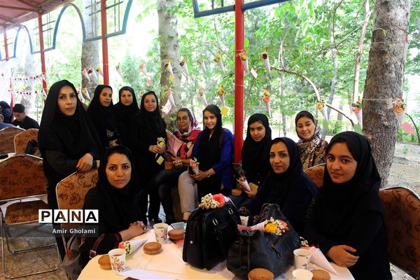 پذیرش برگزیدگان مسابقات پرسش مهر نوزدهم