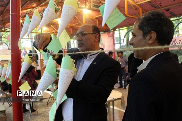 پذیرش برگزیدگان مسابقات پرسش مهر نوزدهم