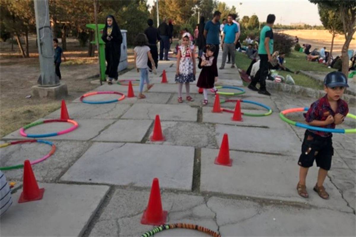 اجرای برنامه "باغ و بازی" در 17 محله منطقه 10 شهرداری اصفهان
