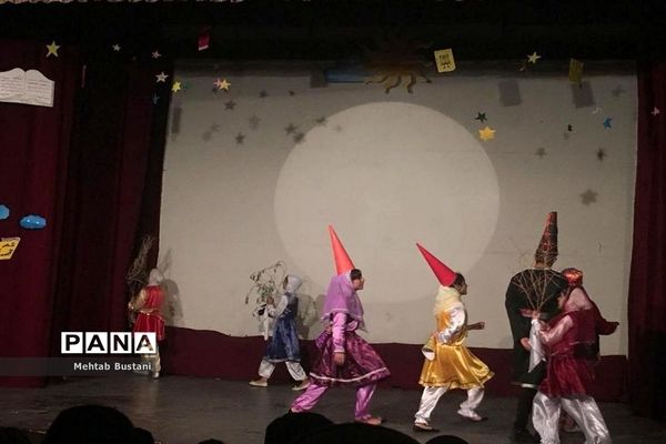 نمایش موزیکال حسن کچل در برازجان
