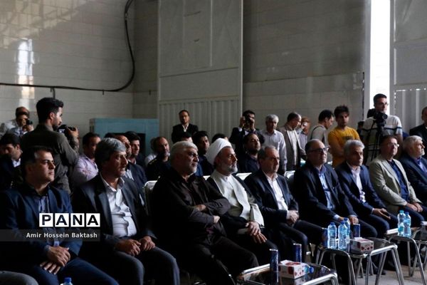 افتتاح شرکت آسوریک کاغذ سلولز آریا توسط استاندار قم