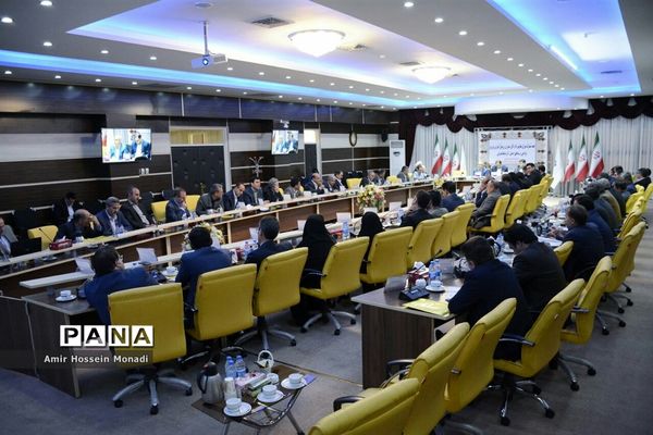 جلسه مشترک شورای معاونان اداره‌کل ومدیران و روسای آموزش و پرورش نواحی و مناطق استان