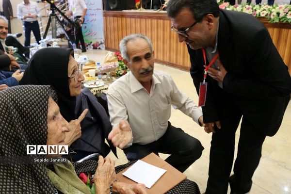 جشن گرامی‌داشت یکصدومین سال تاسیس آموزش و پرورش شهرستان آباده