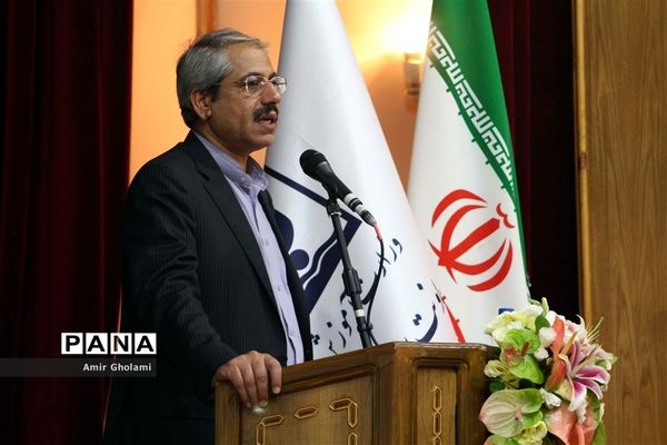 دومین روز دوره آموزشی توجیهی طرح ملی نماد در اردوگاه شهید باهنر تهران