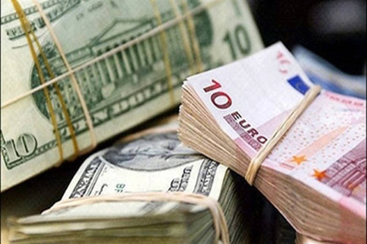 مدیر اداره صادرات بانک مرکزی:‌ فاصله نرخ اسکناس ارز و حواله کاهش یافت