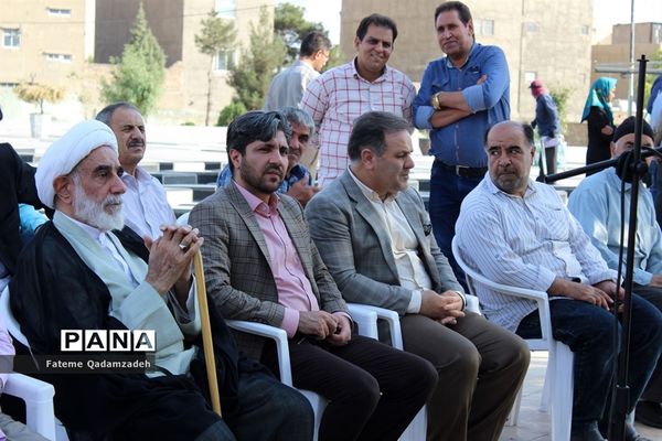 مراسم  عطر افشانی و گلباران مزار شهدا یادبود شهدای محراب و نماز جمعه در اسلامشهر
