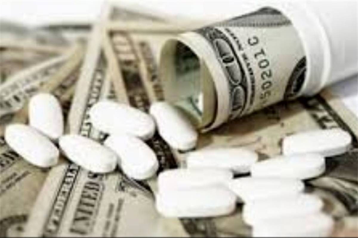 رئیس اتحادیه واردکنندگان دارو : ارز دارو را "نیمایی" کنید