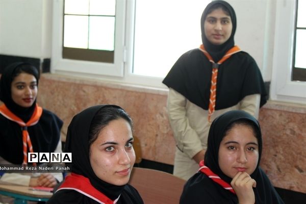 اردوی استانی دانش آموزان پیشتاز دختر استان بوشهر-۲