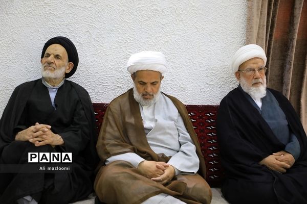 نشست تبیین مسائل جاری انقلاب اسلامی با سخنرانی صفار هرندی