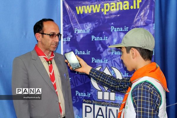 تجلیل ازمربیان پیشتازمنتخب نواحی ومناطق ۱۹ گانه و اردوی آموزشی - توجیهی اعضای تشکیلات دانش‌آموزی پیشتازان استان اردبیل