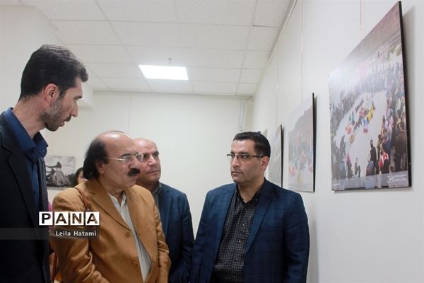 آیین افتتاح نمایشگاه عکس ششمین جشنواره سراسری تئاتر خیابانی ارس