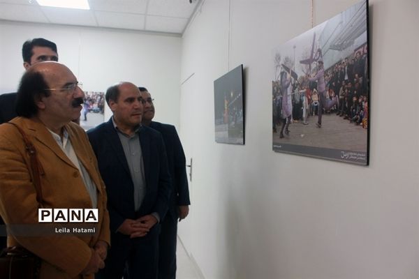 آیین افتتاح نمایشگاه عکس ششمین جشنواره سراسری تئاتر خیابانی ارس