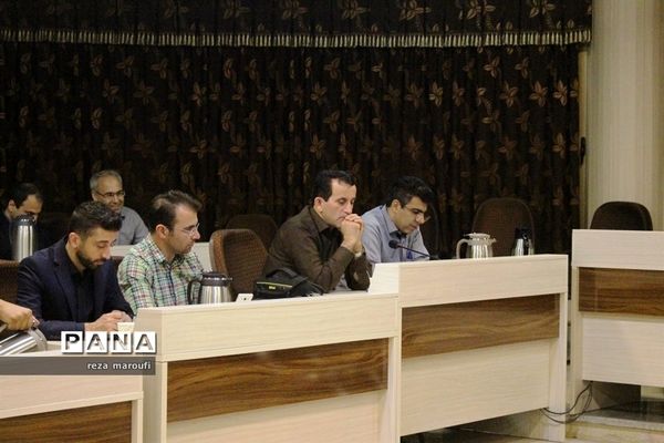 نشست خبری رئیس دانشگاه ارومیه به همراه پژوهشکده آرتمیا وآبزی پروری