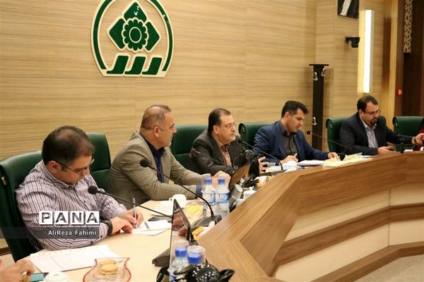 نشست خبری هیات رئیسه شورای اسلامی شهر شیراز