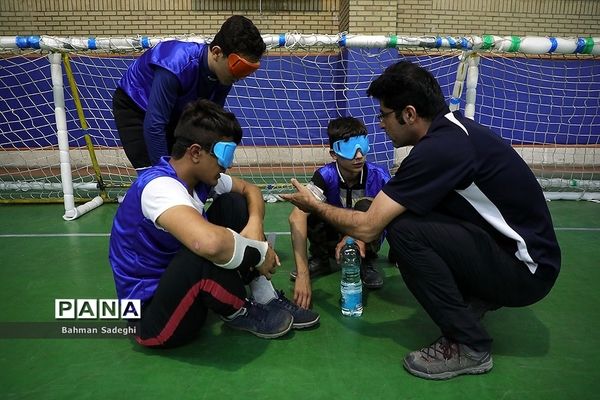 مسابقات گلبال دانش آموزان استثنایی پسر