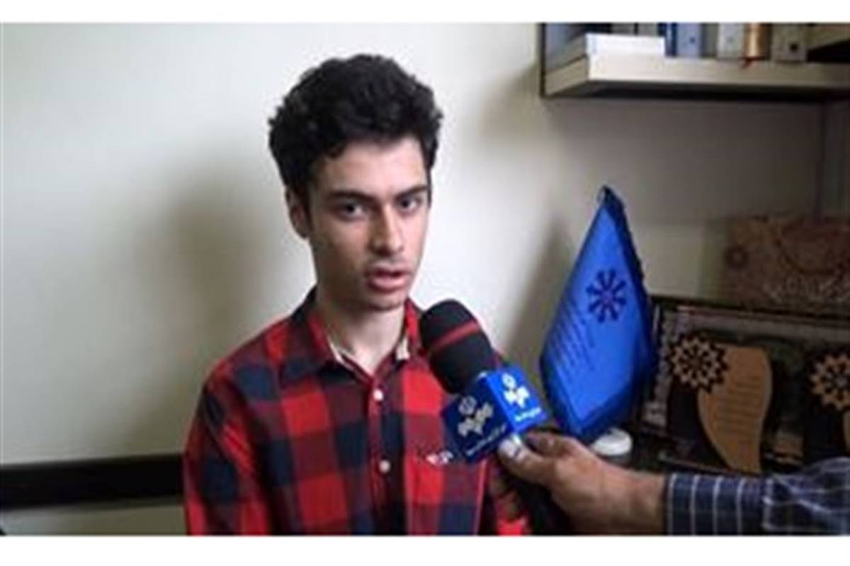 دانش آموز لاهیجانی نفر چهارم کنکور