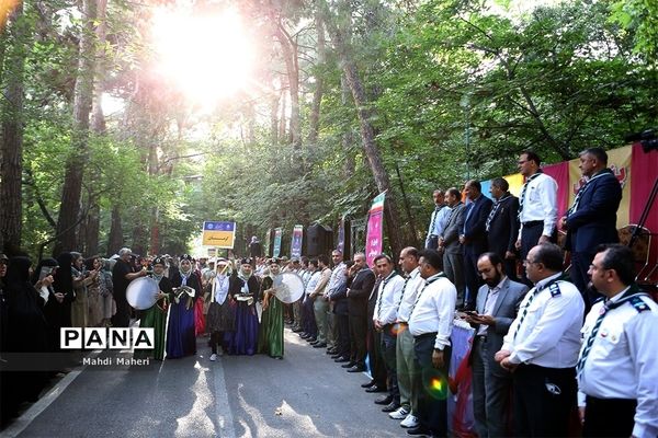 مراسم استقبال از دانش آموزان پیشتاز دختر در نهمین دوره اردوی ملی