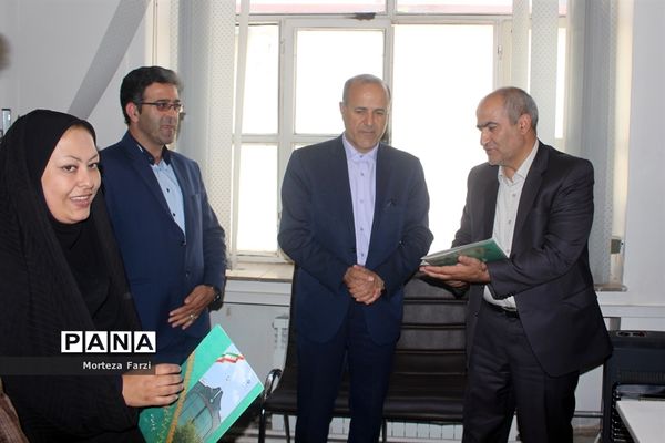 حضور مدیرکل آموزش و پرورش آذربایجان شرقی و سخنگوی کمیسیون آموزش و تحقیقات مجلس در خبرگزاری پانا آذربایجان شرقی