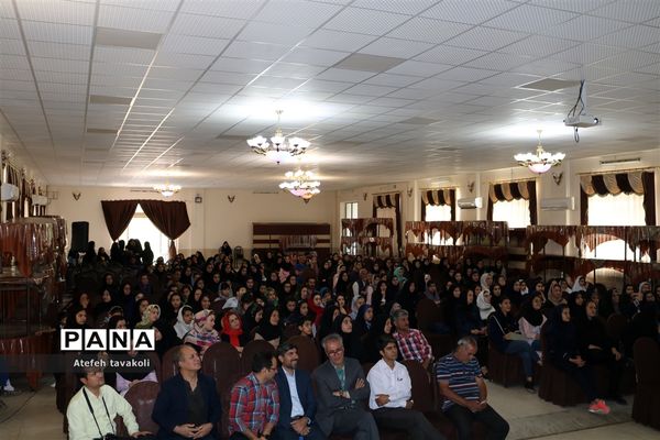 جشنواره ستارگان فرهنگی هنری آموزش و پرورش شهرستان آباده