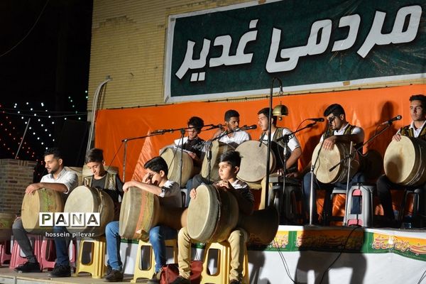 اجرای مشترک گروه ضرب و دمام زنی در بیرجند