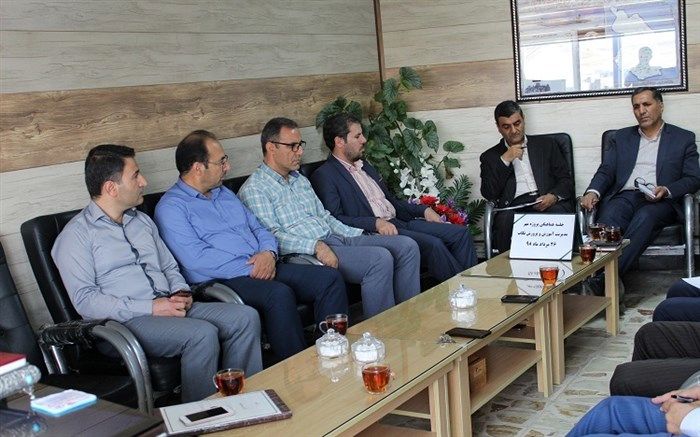 دومین جلسه هماهنگی شورای پروژه مهر آموزش و پرورش شهرستان تکاب برگزار گردید