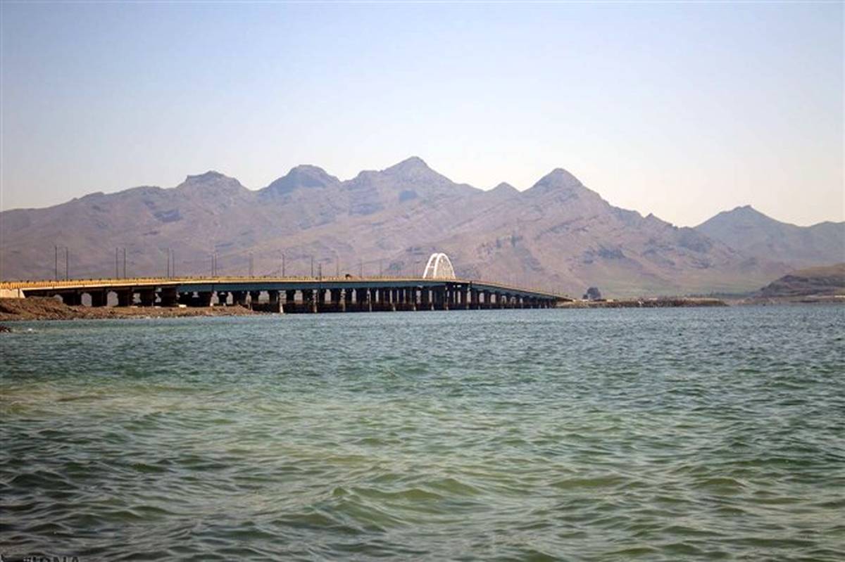 ظرفیت گردشگری دریاچه ارومیه با برنامه ریزی قابل بهره‌برداری است