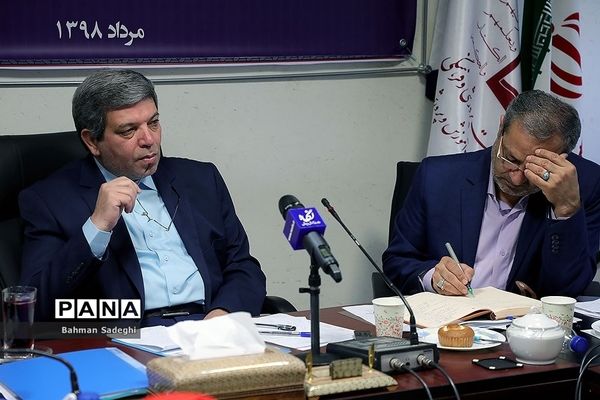 نشست صمیمی سرپرست وزارت آموزش و پرورش با مدیران و کارکنان معاونت پرورشی و فرهنگی