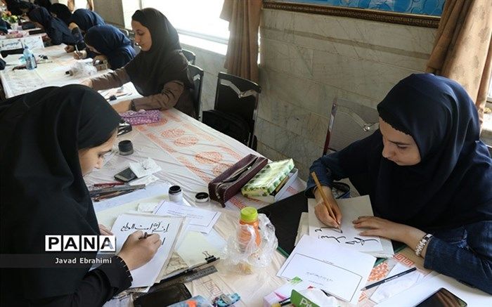 علی رمضانی: رقابت بیش از هزار دانش‌آموز دختر در جشنواره فرهنگی و هنری از فردا آغاز می‌شود
