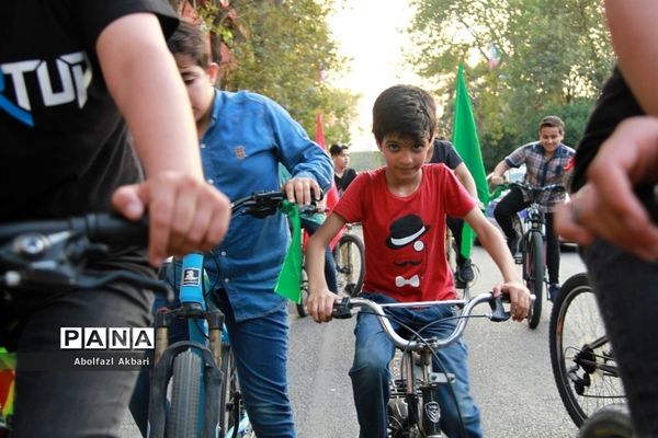 کاروان شادی دوچرخه‌سواری غدیر دانش‌آموزان در ساری