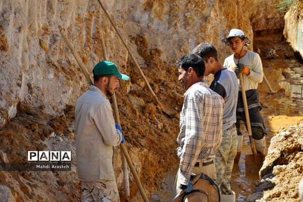 بازدید مسئولان از اردوی جهادی دانشجویان شهرستان خوسف