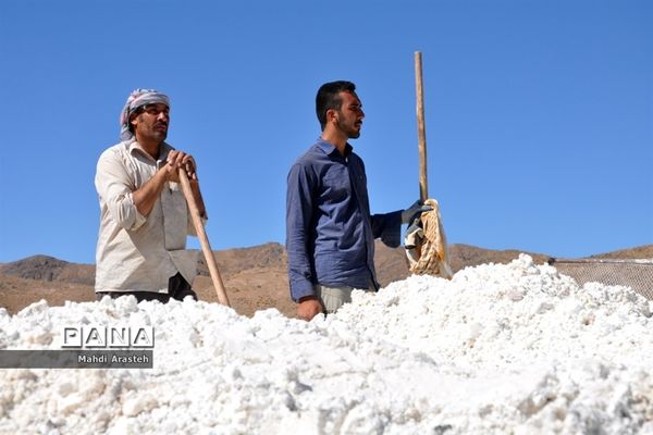 بازدید مسئولان از اردوی جهادی دانشجویان شهرستان خوسف