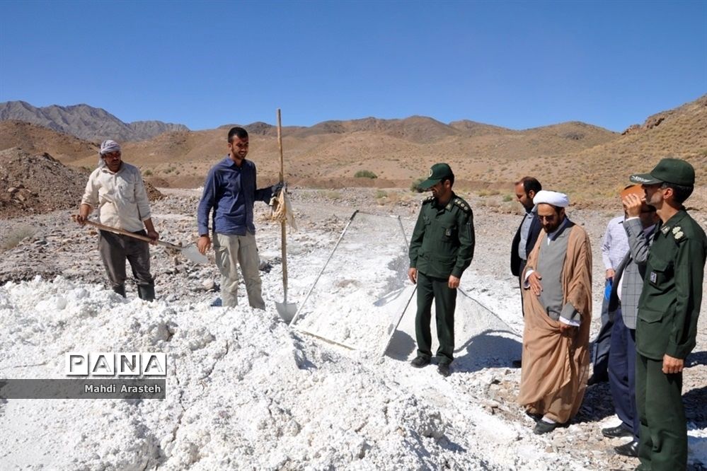 بازدید مسئولان از اردوی جهادی دانشجویان شهرستان خوسف