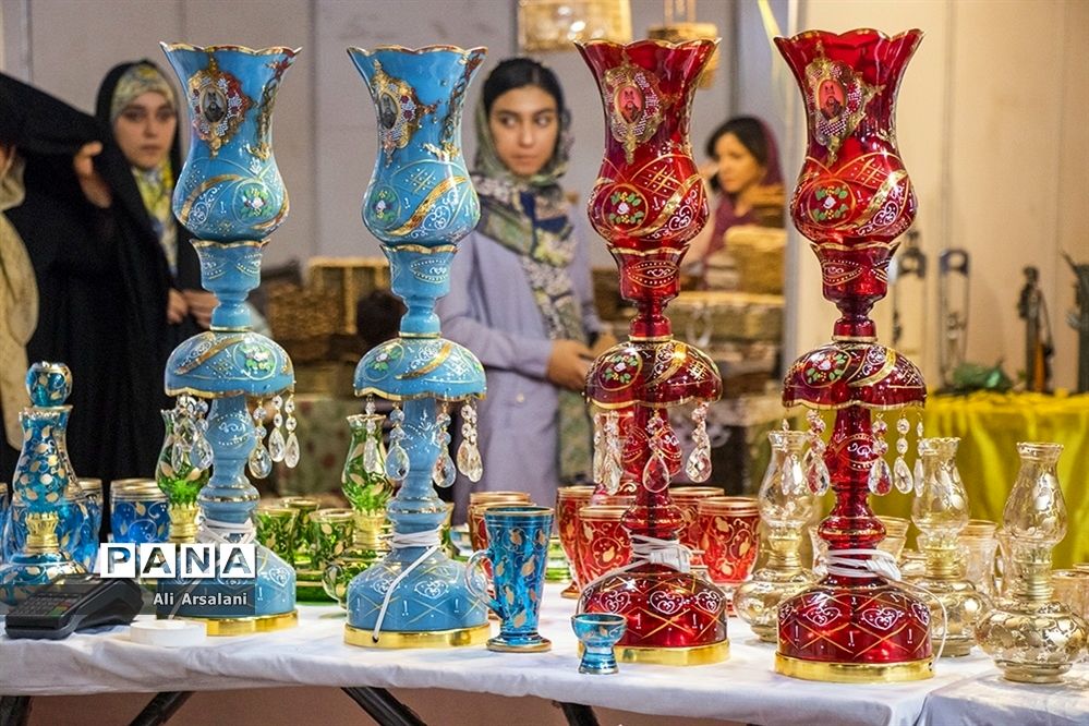 دومین جشنواره ملی گردشگری و صنایع دستی در ارومیه