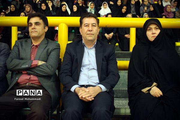 برگزاری مراسم تجلیل از منتخبان و نخبگان علمی فرهنگی هنری و قرآنی در چهار دانگه