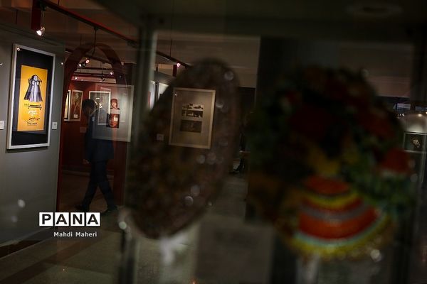 افتتاح نمایشگاه دستی تجسمی آثار دانش‌آموزان برگزیده مسابقات فرهنگی هنری