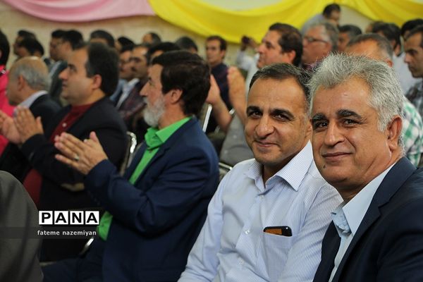همایش فارغ التحصیلان دهه شصت در استان یزد